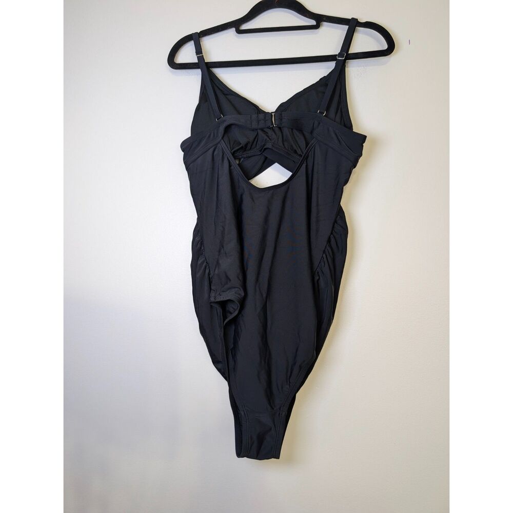 Cupshe Black Ruched One Piece Swimsuit L Tummy Control Chic Resort NWT Classic - Picture 7 of 10